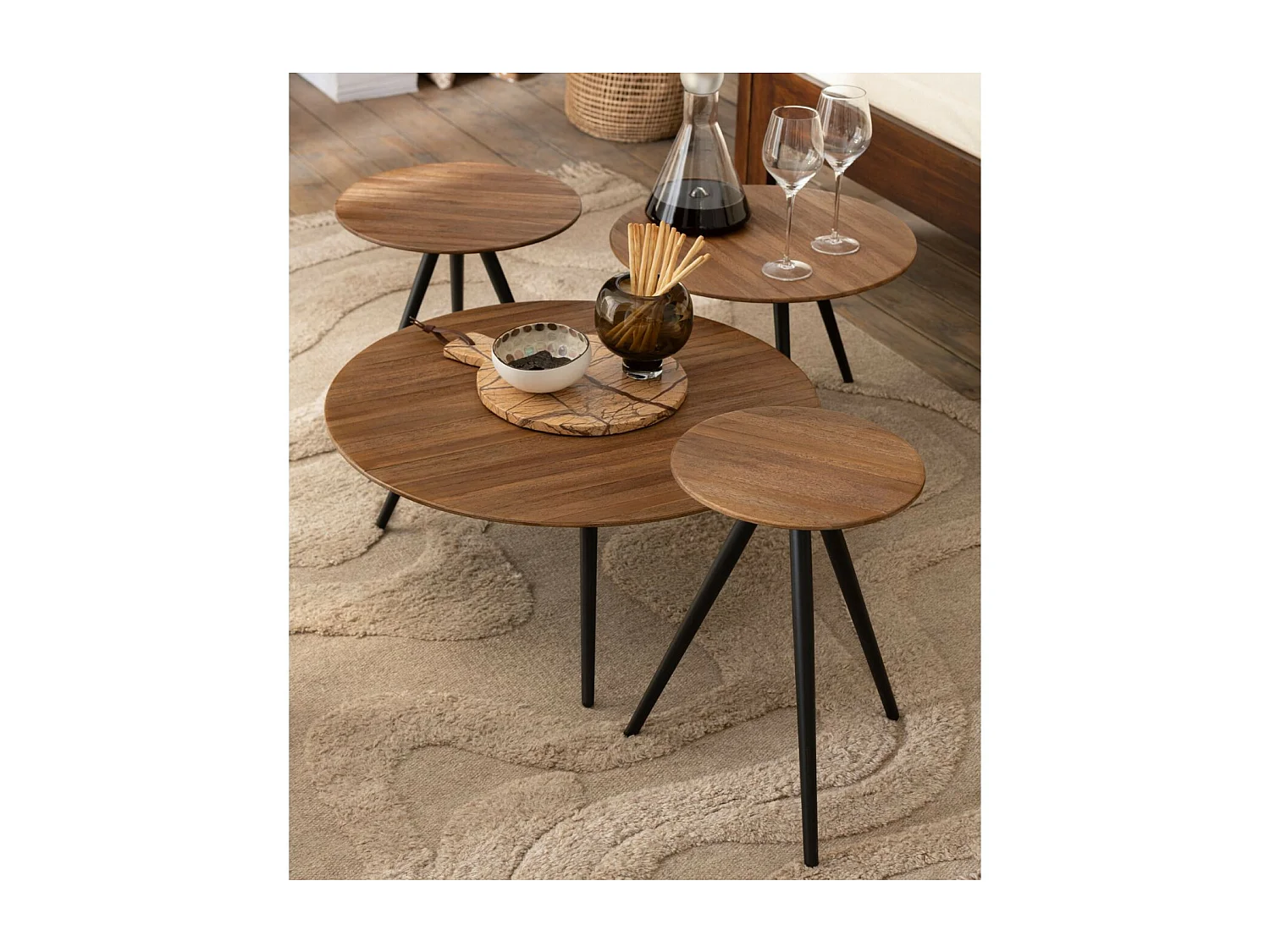 Lot de 4 Tables Basses en Bois "Teck" 70cm Naturel