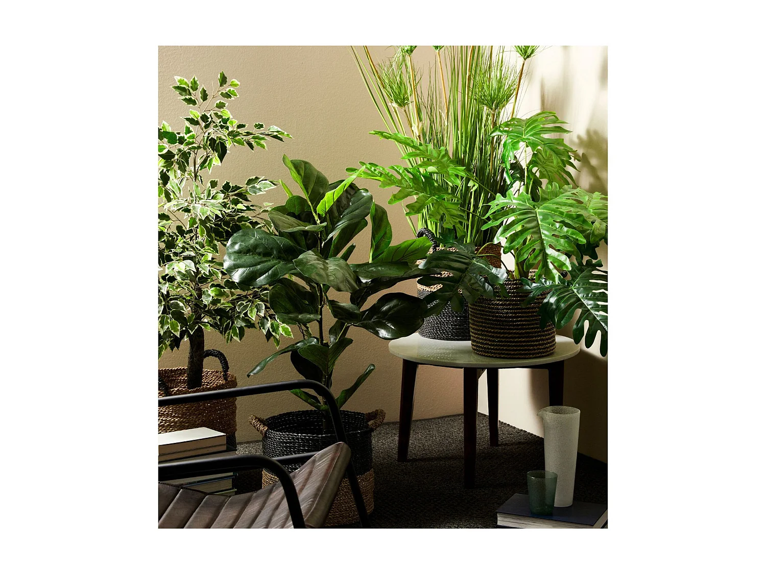 Table basse ronde vintage en manguier et marbre blanc D60 - BLANY