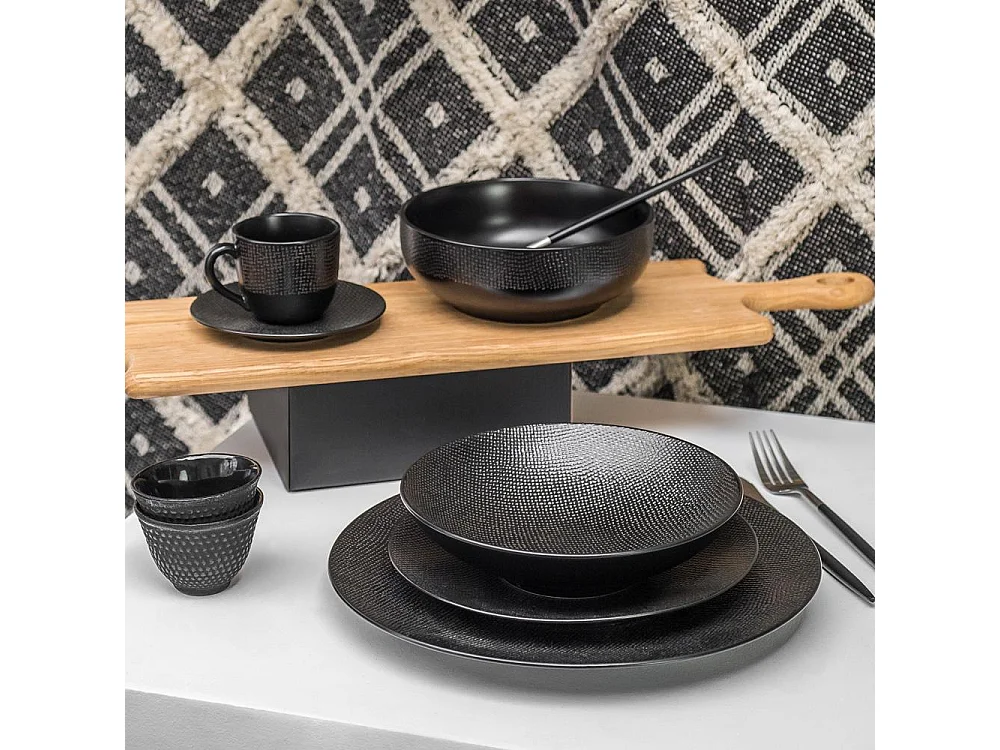 Service d'assiettes et ses tasses à thé avec soucoupe Vésuvio noir