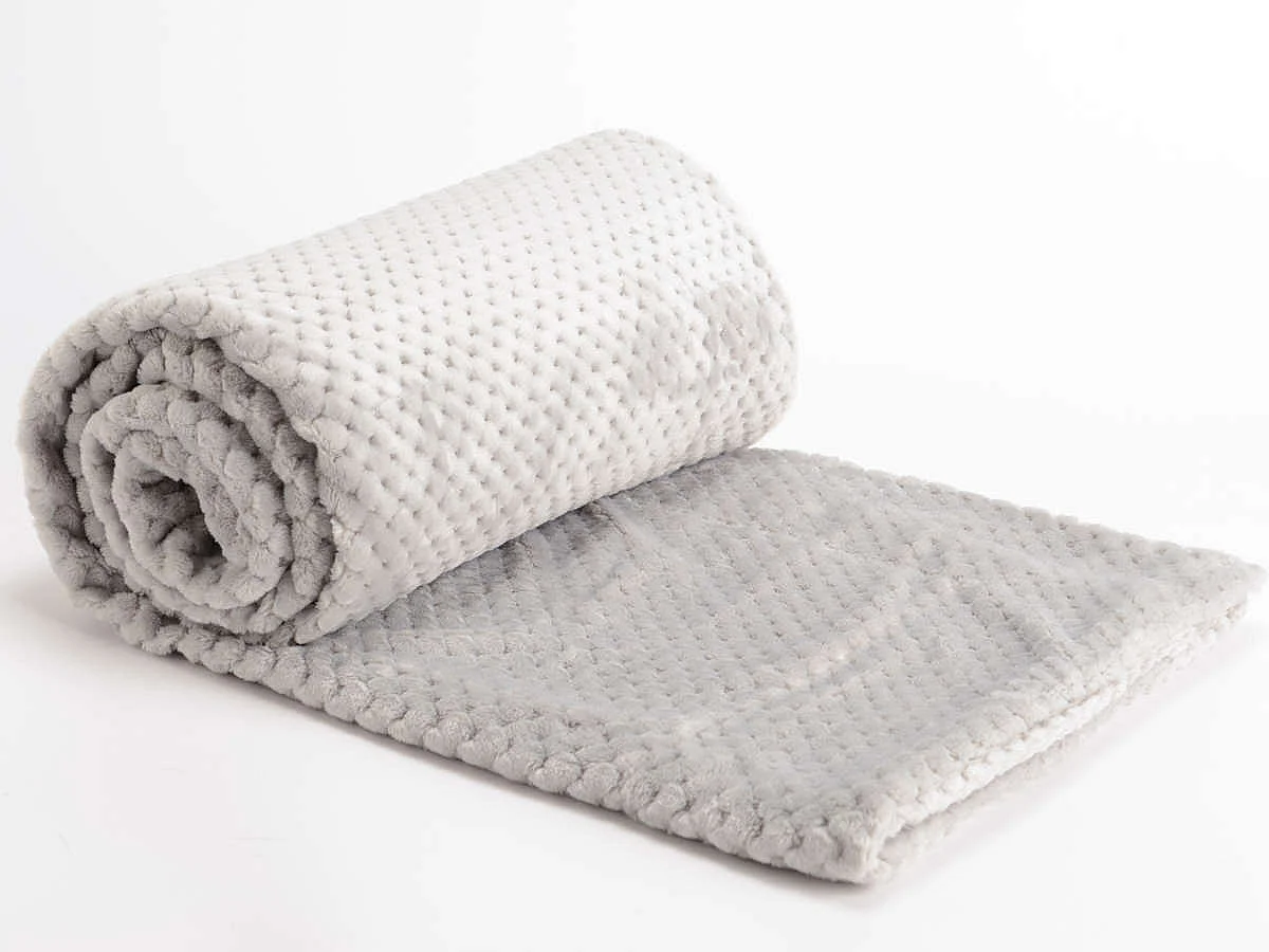 Plaid damier 130x170 gris clair