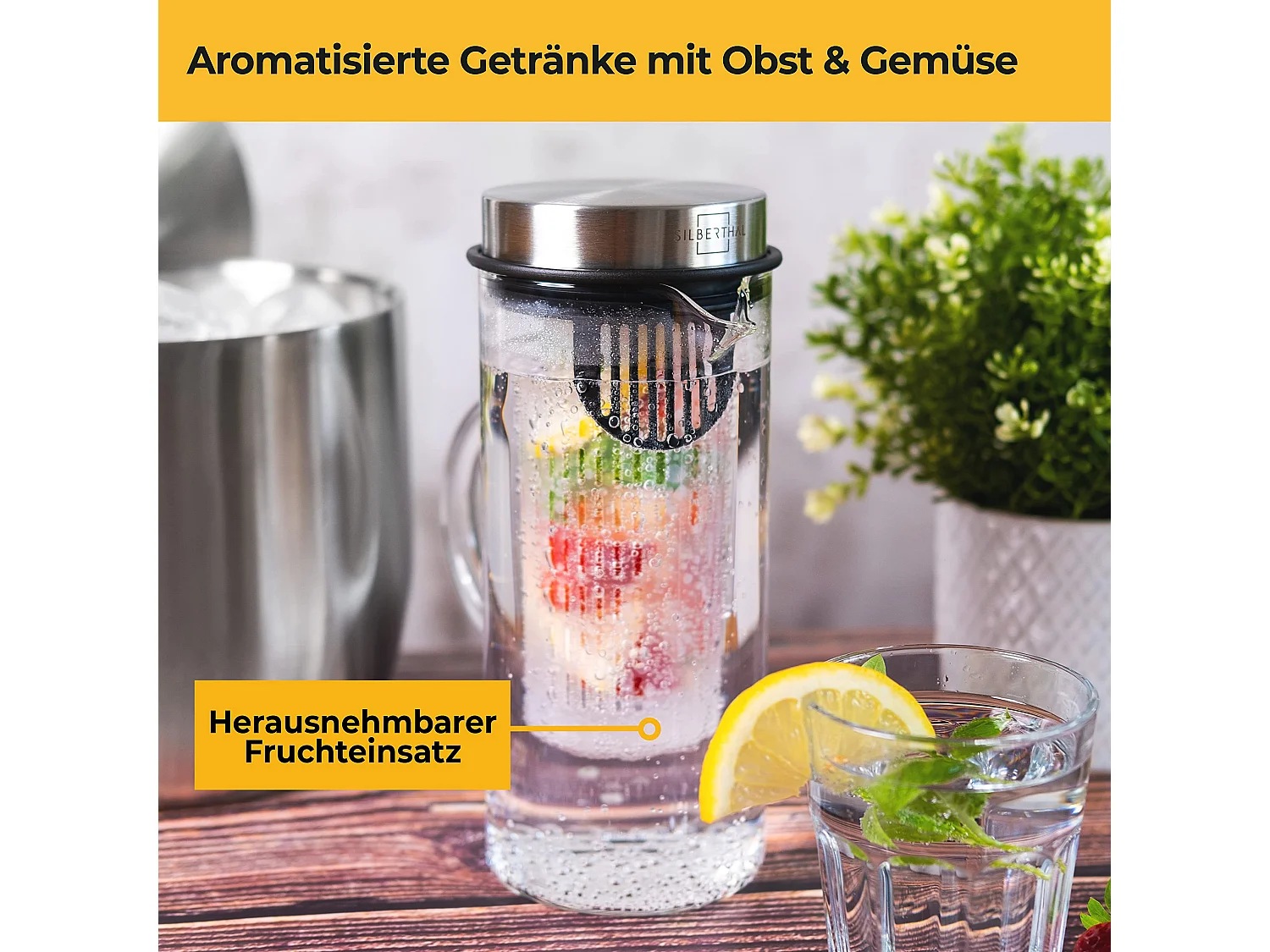 SILBERTHAL Glaskaraffe mit Frucheinsatz - 1 Liter