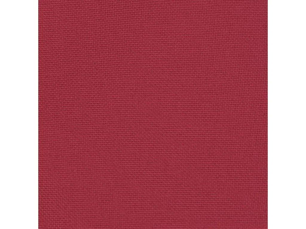 Sillón de tela rojo tinto