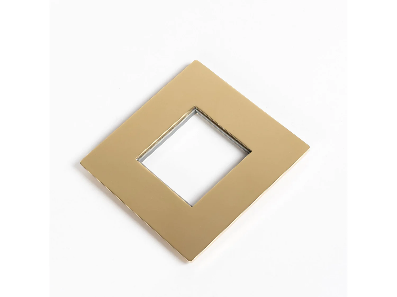 Ścienne baterie umywalkowe z mosiądzu REA Mason Gold z mechanizmem mechanicznym