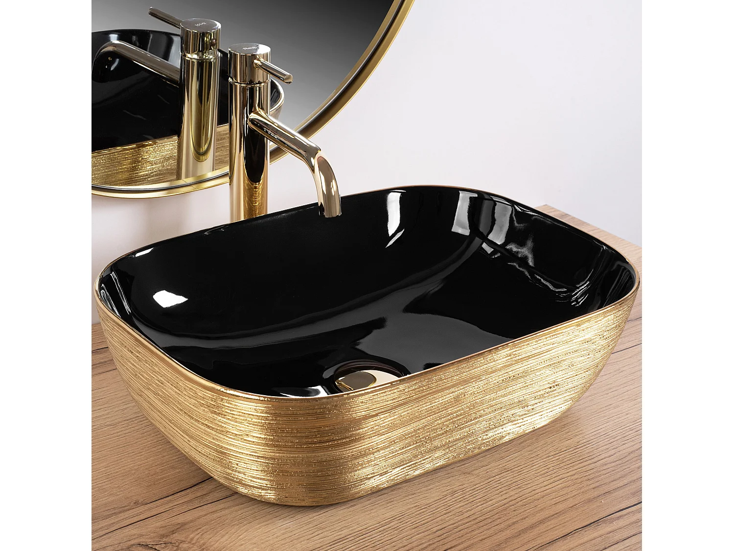 Lavabo Da Appoggio Rea Belinda Black Gold