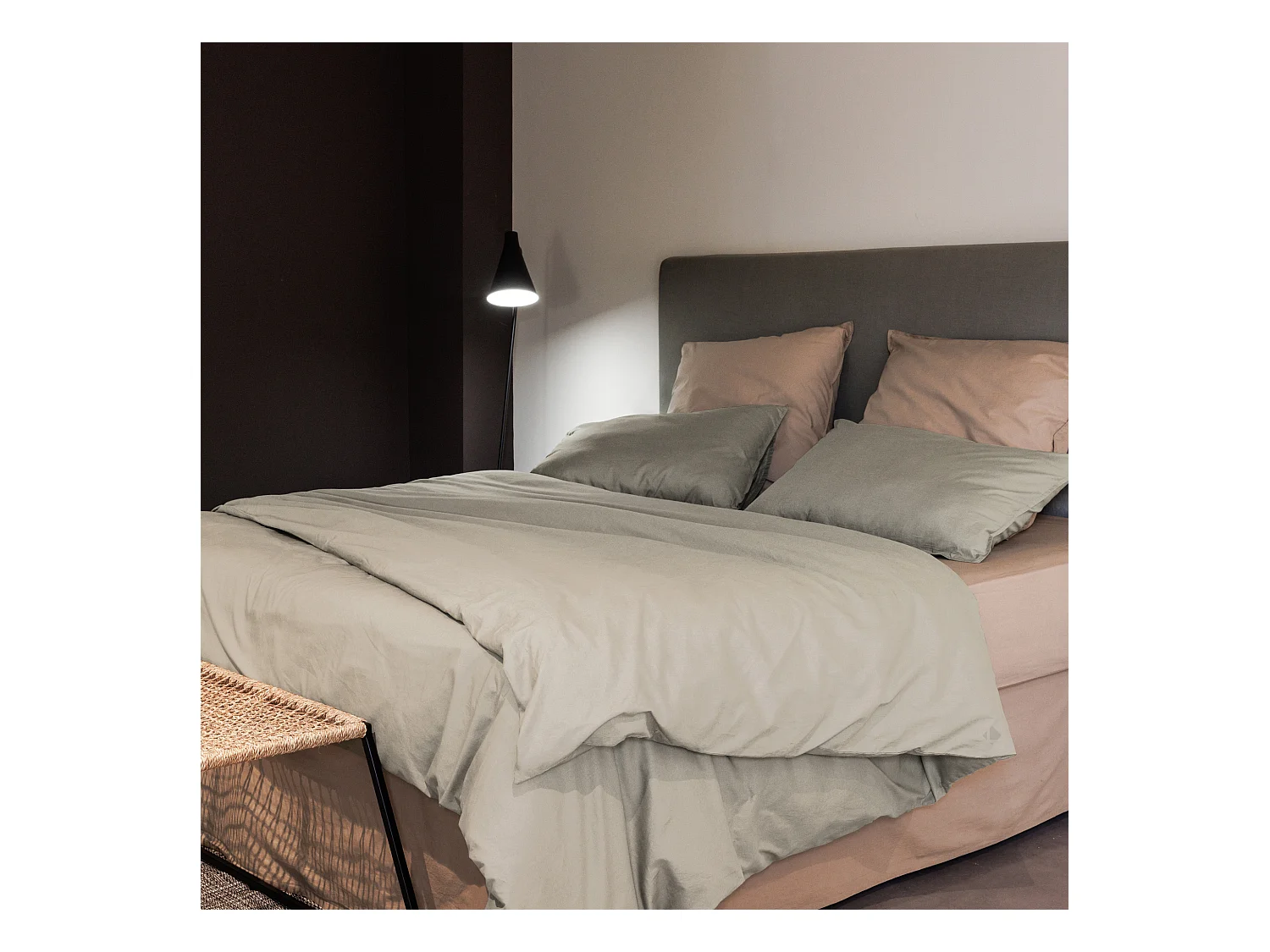 Parure de lit 280x240 cm et 50x70 cm coton lavé PALACE beige lin 3 pièces