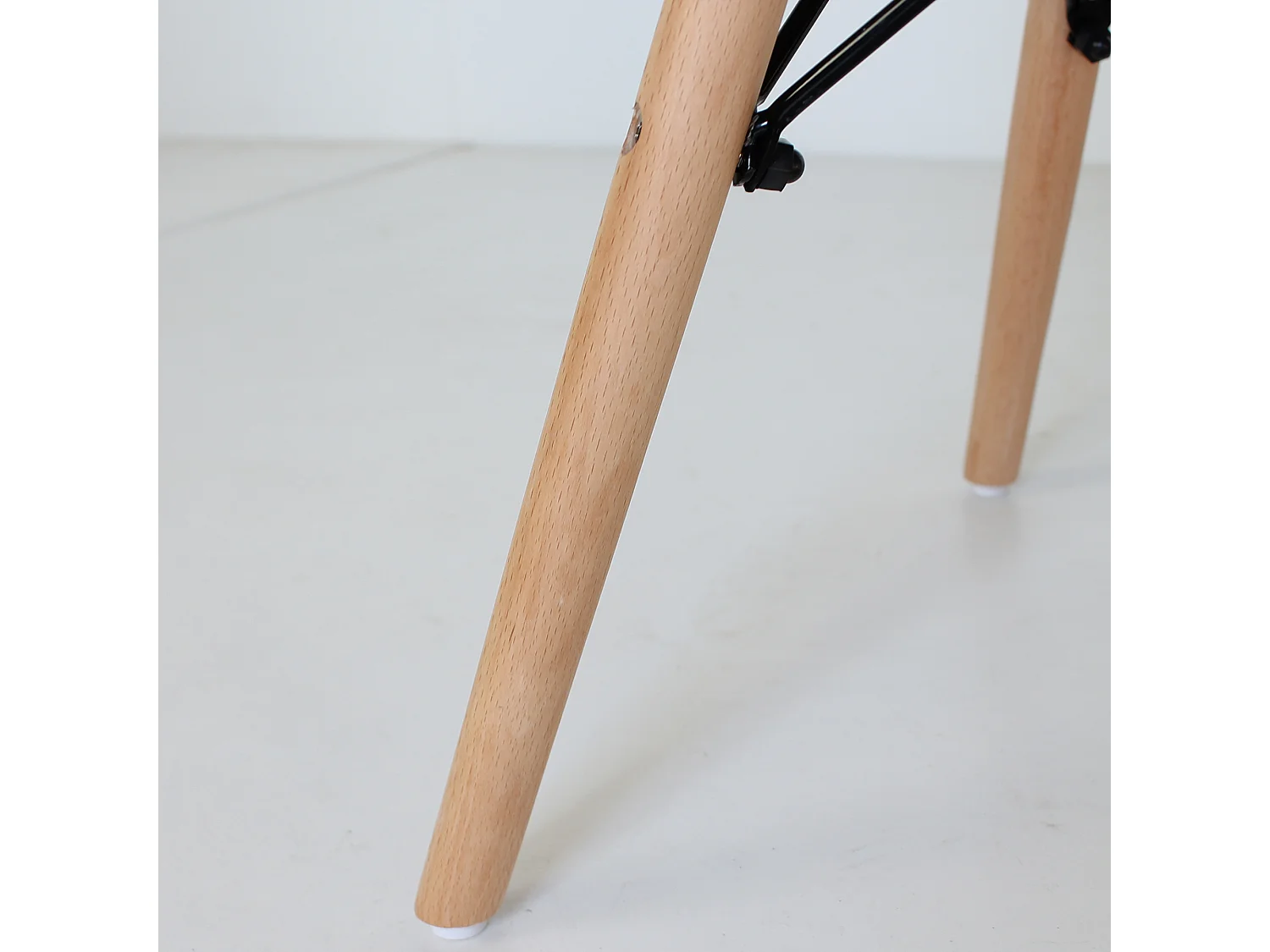 Pack 4 sillas Tulipán blancas