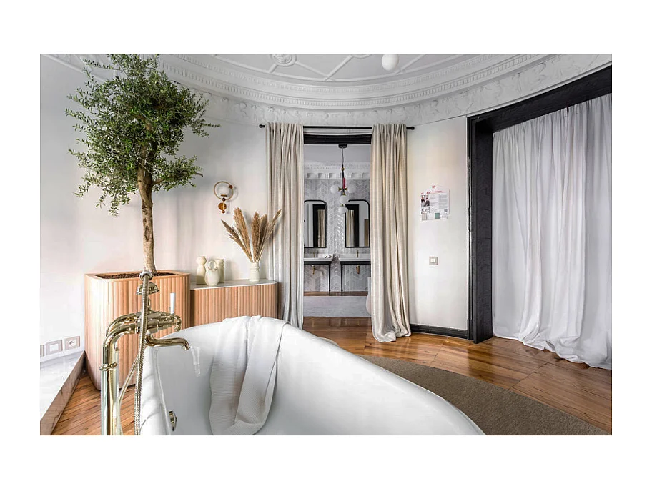 JACOB DELAFON Mélangeur bain douche Cléo 1889 montage au sol Or Beige avec corps encastré au sol