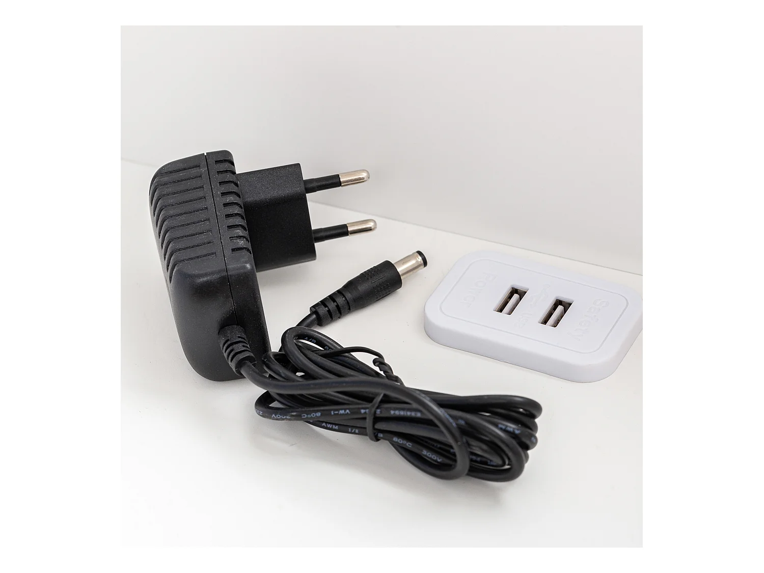 Uitschuifbed 90x190 cm - wit - eenpersoonsbed met USB-lader - 2 lades - zonder matras