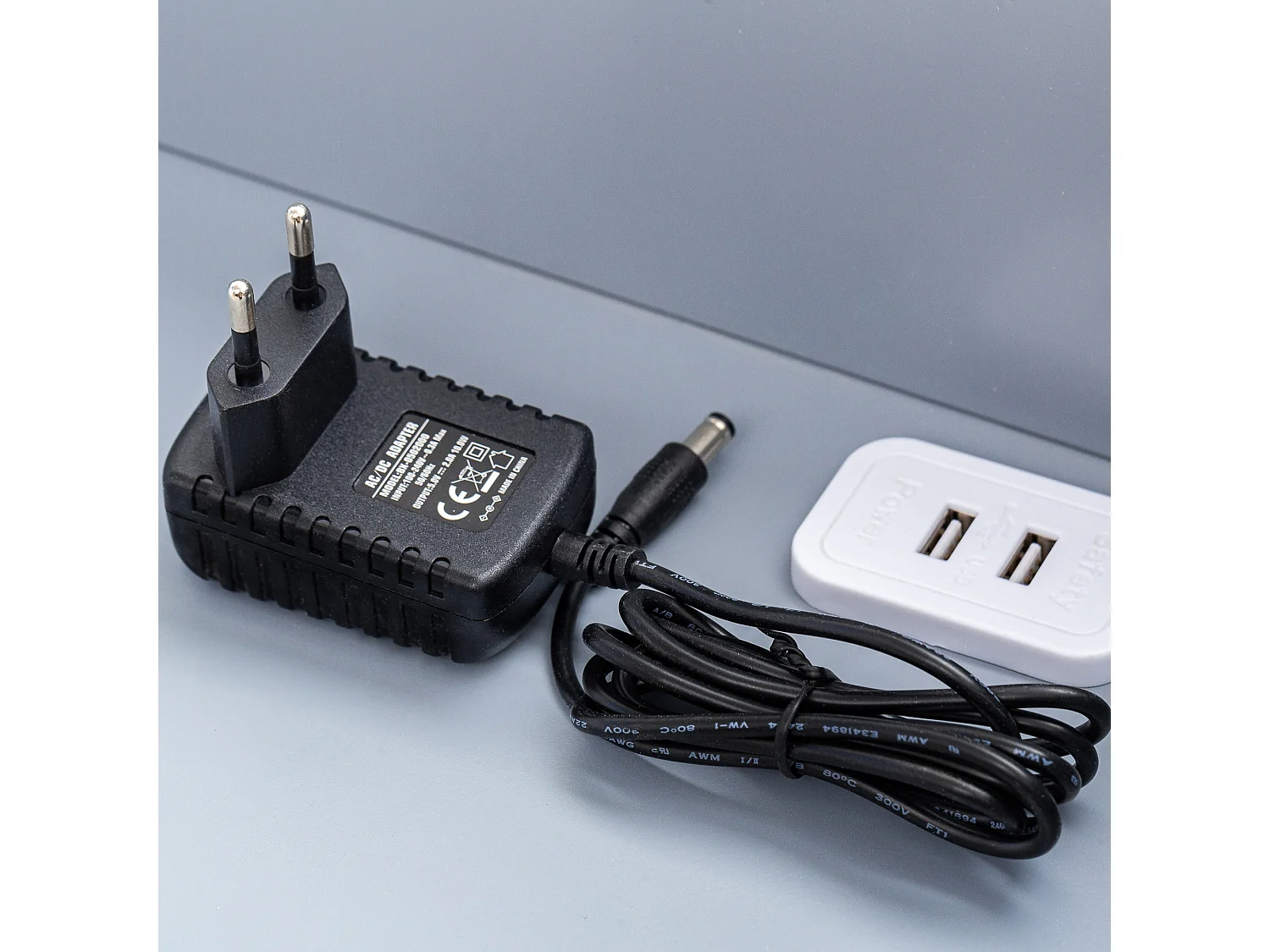 Lit enfant 90x190 cm - lit gigogne avec tiroirs et prise USB - bois massif - gris - sans matelas