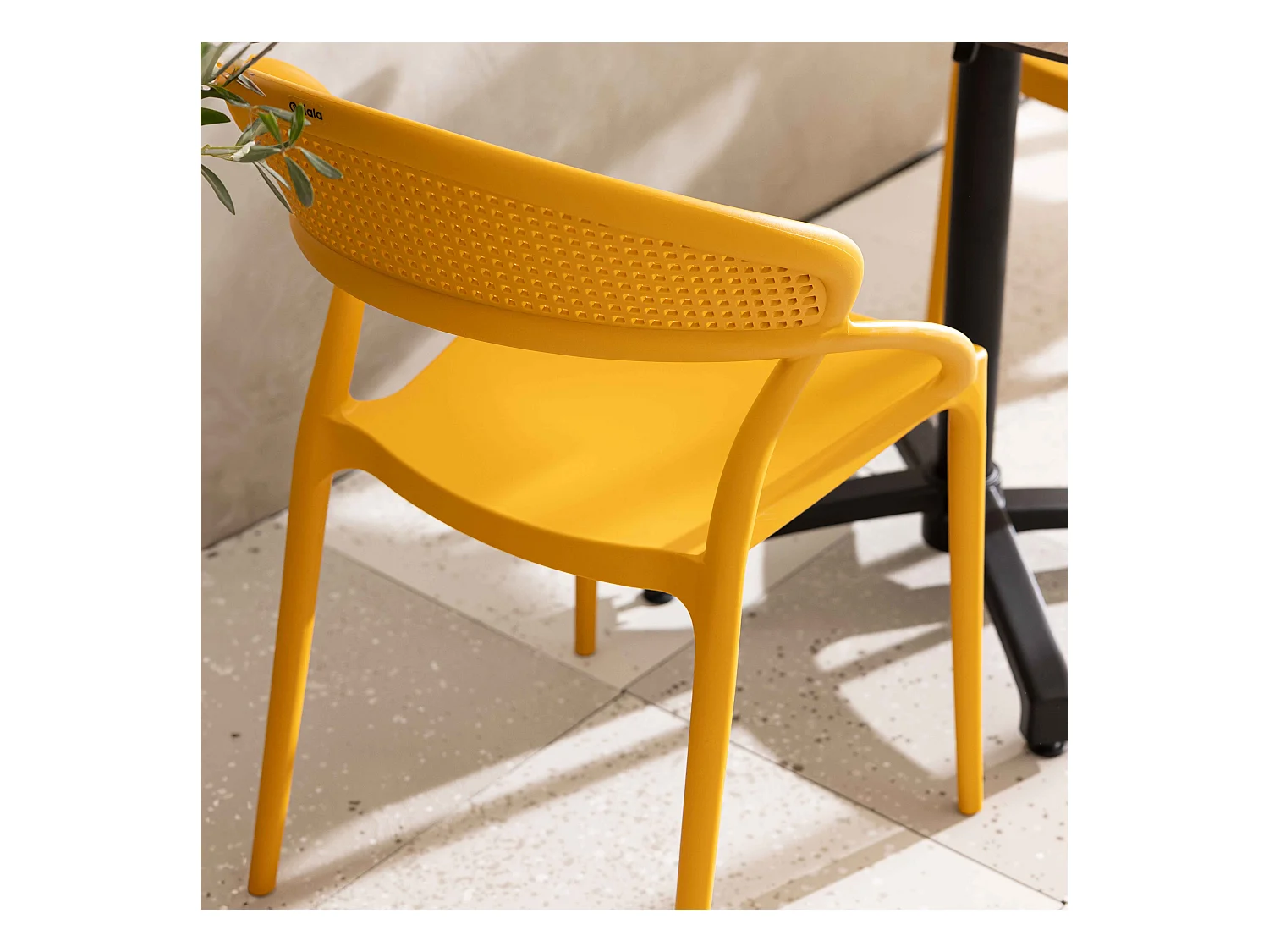 Lot de 4 chaises de terrasse jaune moutarde