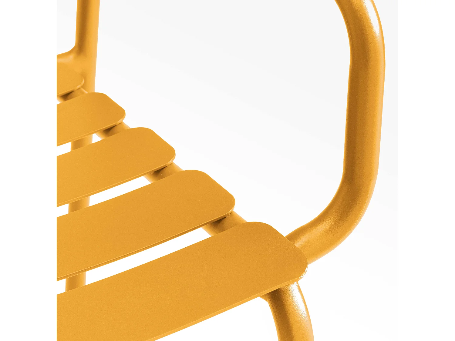 Fauteuil de terrasse en aluminium jaune moutarde