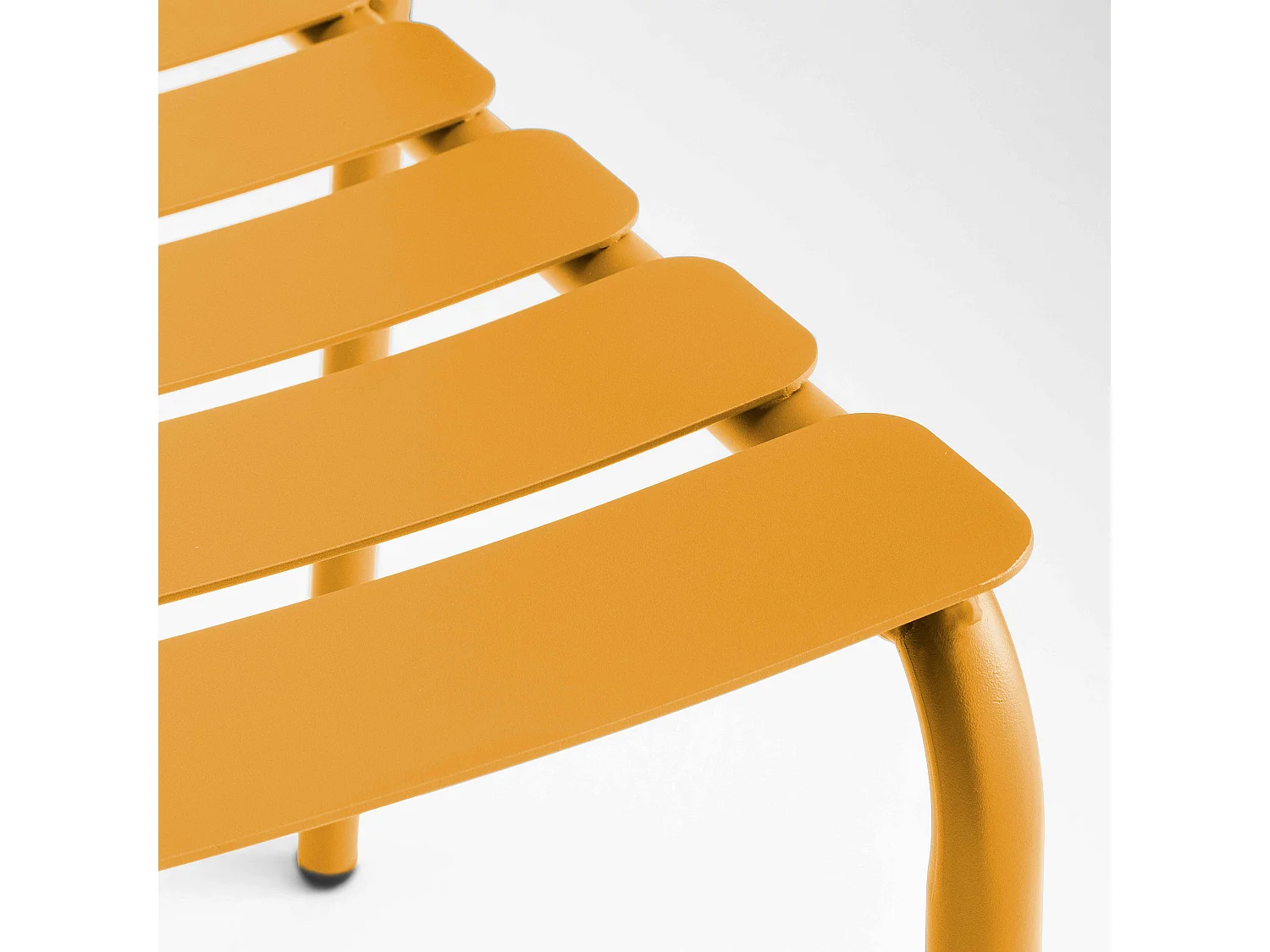 Ensemble table de terrasse 70cm et 4 chaises jaune moutarde