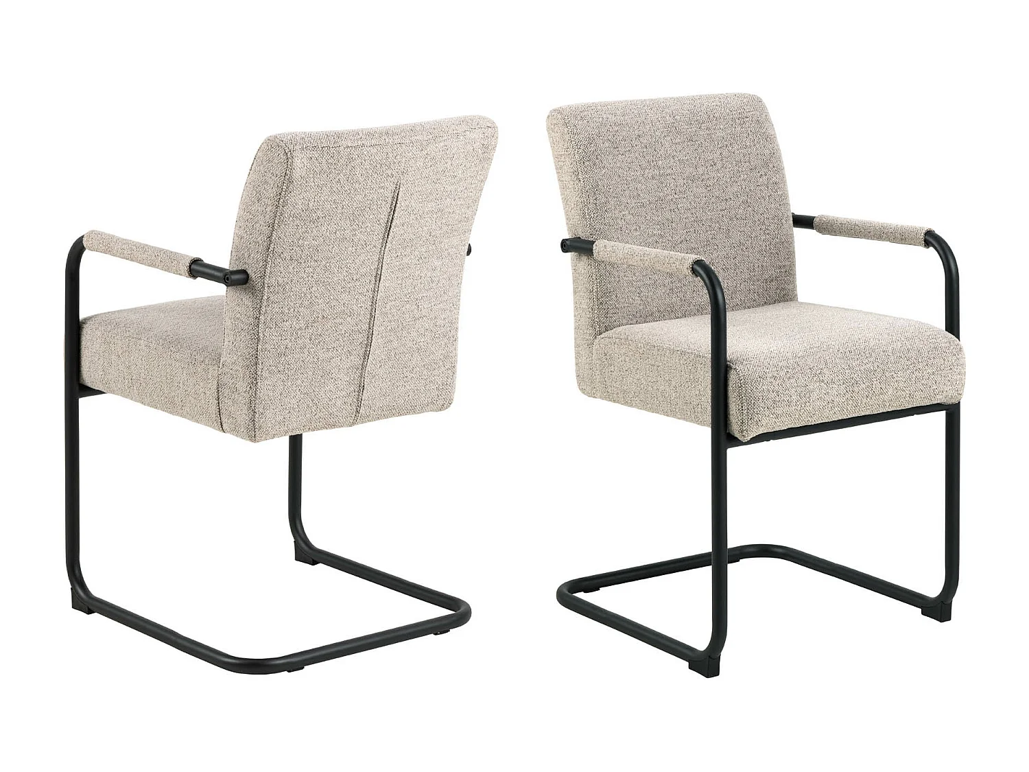 Silla de comedor Adele con reposabrazos beige.