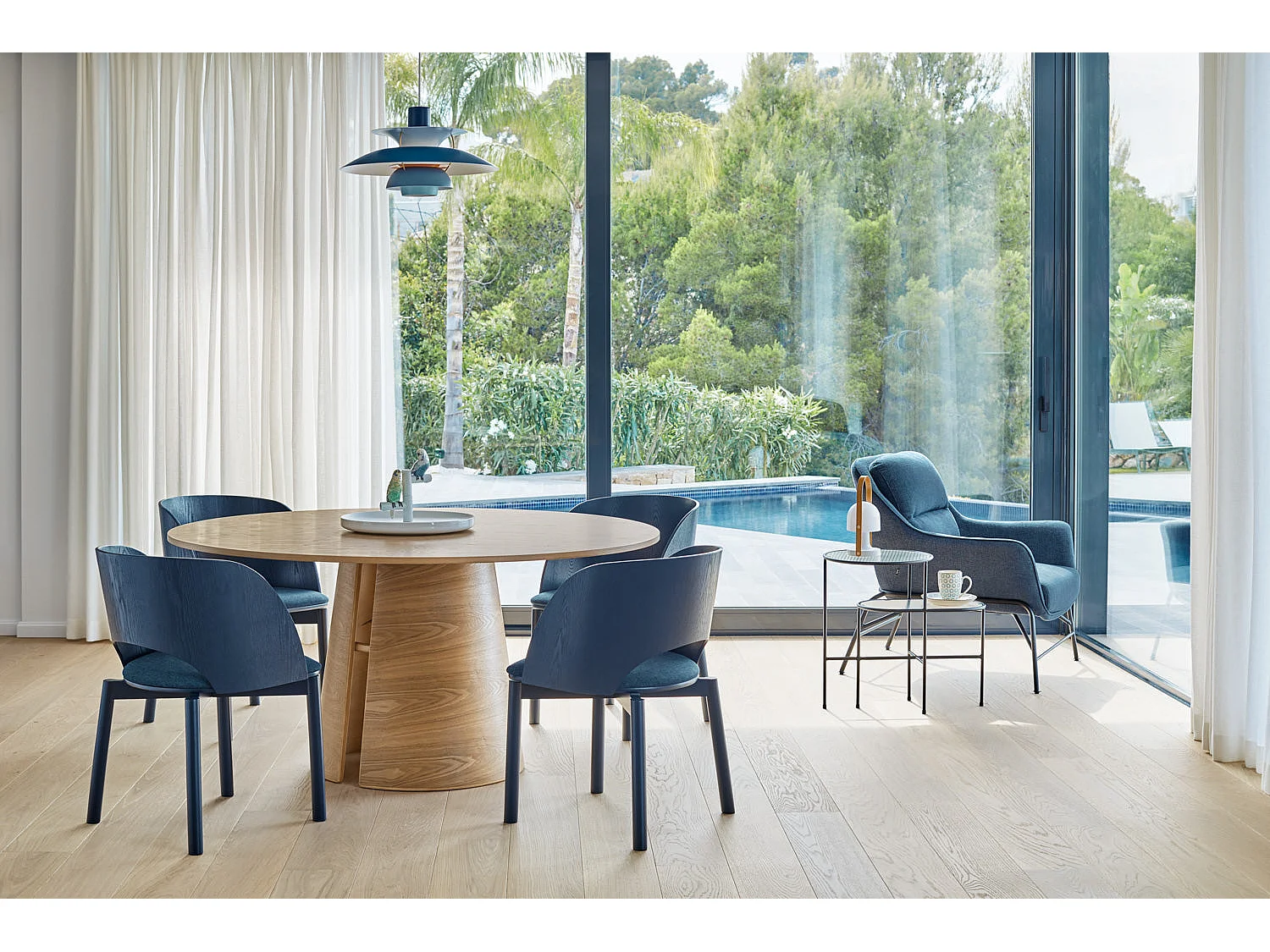 Lot de 2 chaises frêne bleu 50x78 h45 cm