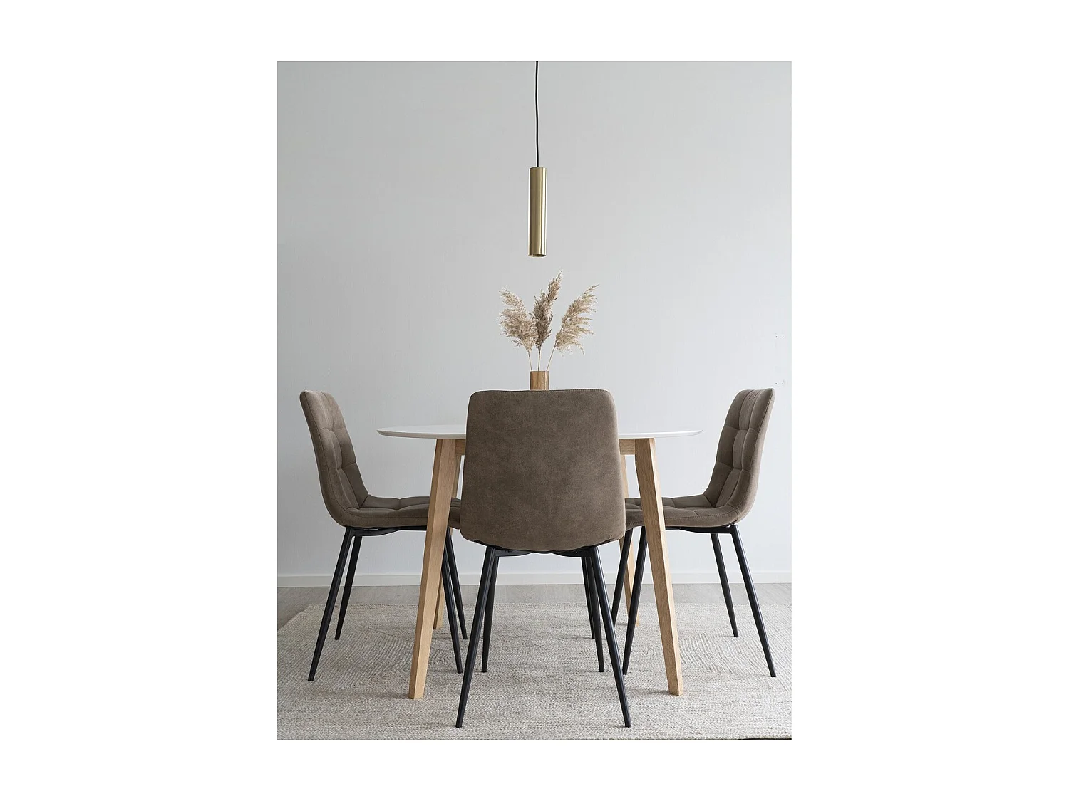 Lot de 2 chaises de salle à manger MODA – Tissu capitonné et pieds en acier noir-Beige