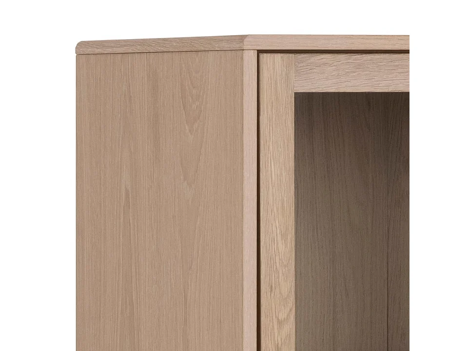 Assor vitrinekast met 2 glazen deuren en 1 lade, wit geolied eiken decor.