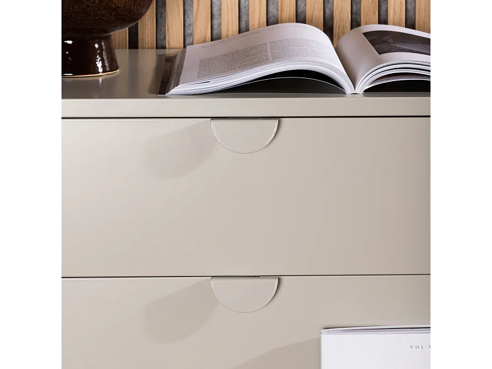 Piring Kommode 4 Schubladen beige.