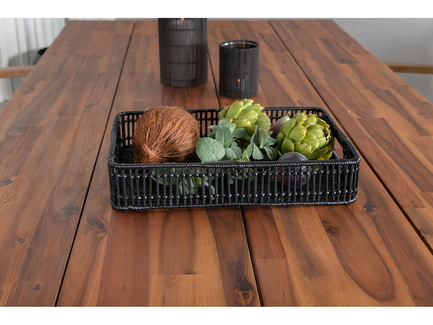 Doory Table de salle à manger, aspect teck huilé, noir.