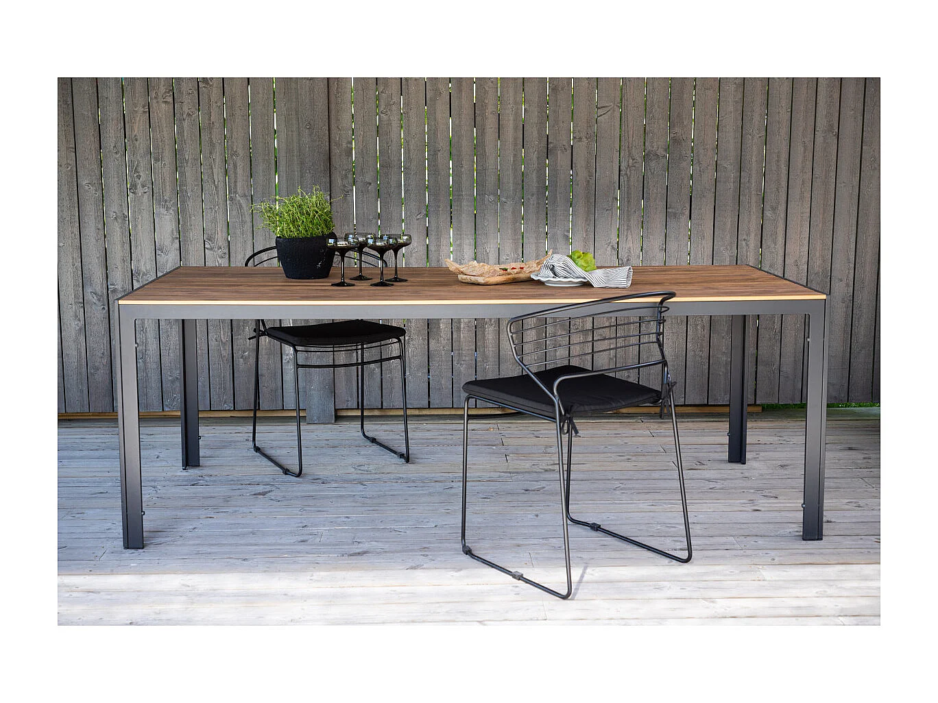 Break tuintafel naturel.