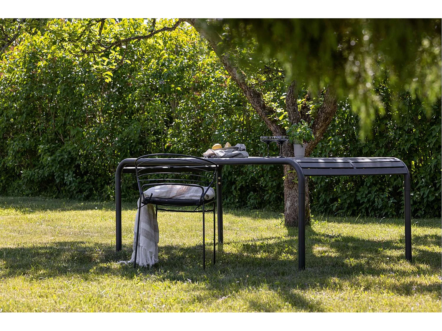 Table de Jardin Design "Borneo" 200cm Noir