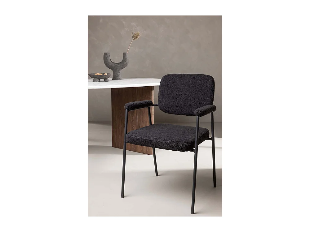 Yesterday Esszimmerstuhl mit Armlehne schwarz.