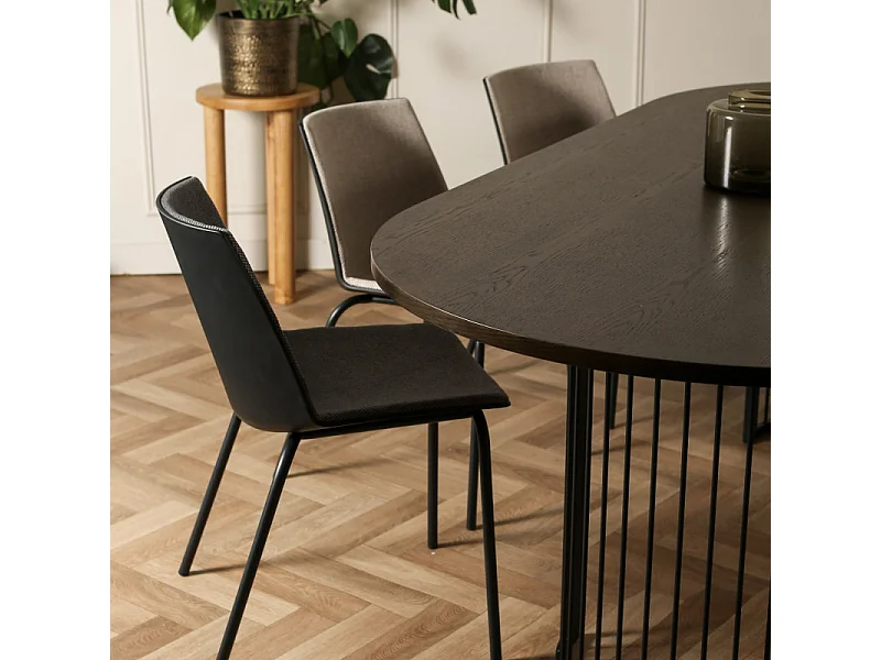 Hamneskär eetkamertafel 110x220cm okkernoot decor.