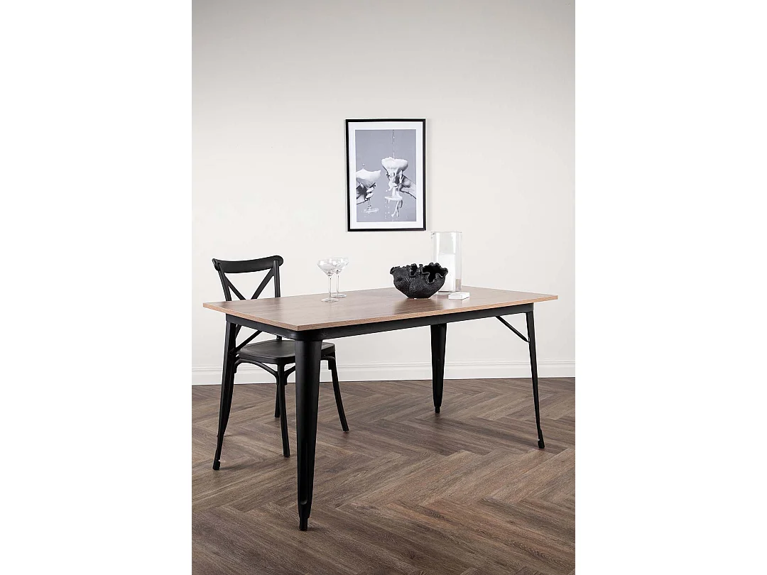 Table à Manger Design "Tempe" 140cm Noyer