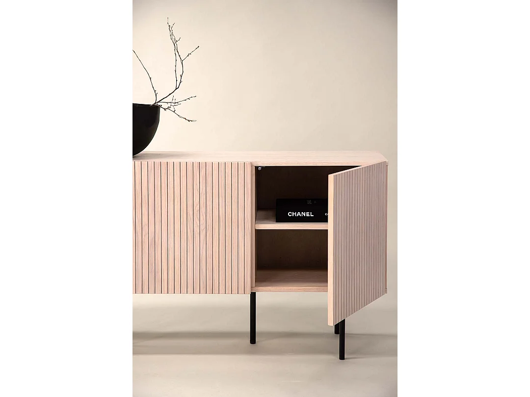 Björkön Sideboard 3 Türen whitewash.