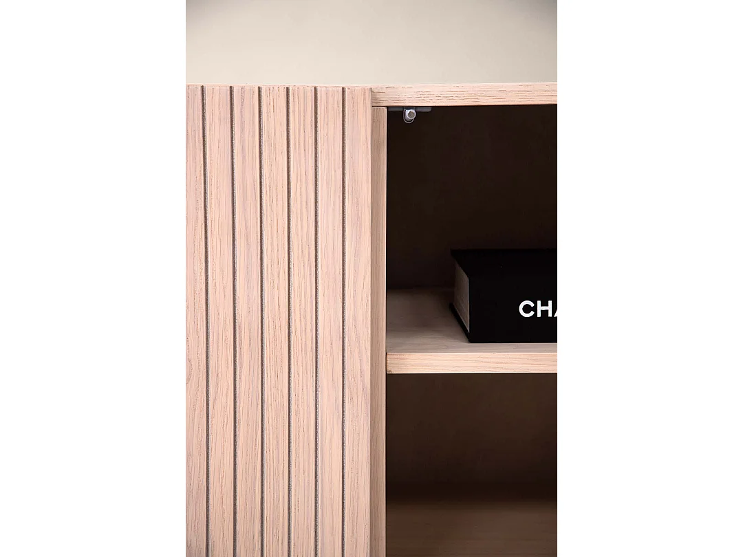 Björkön Sideboard 3 Türen whitewash.