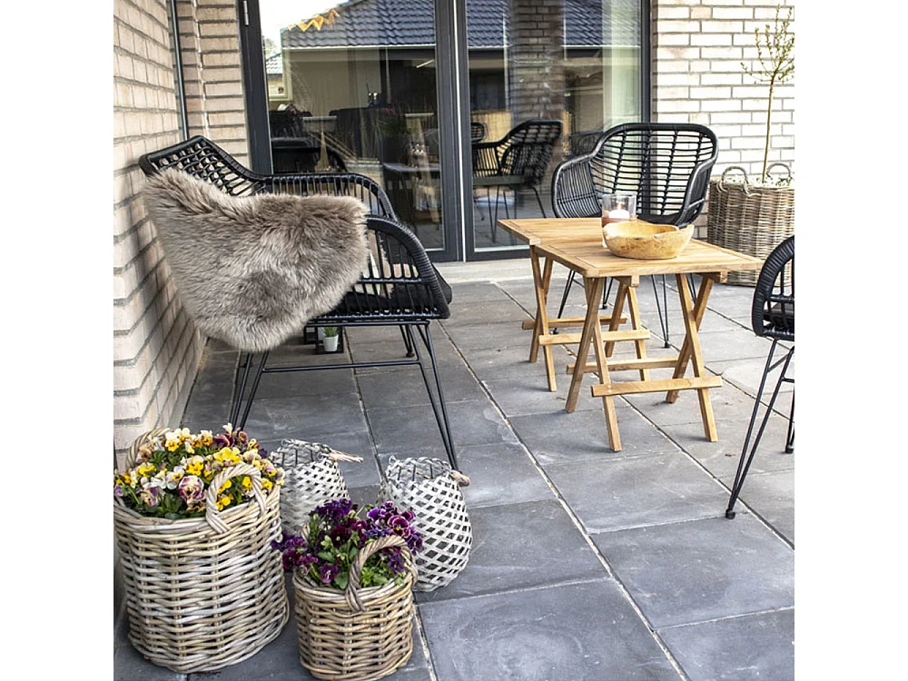 Tiril Gartensofa inkl. Kissen Polyrattan, schwarz.