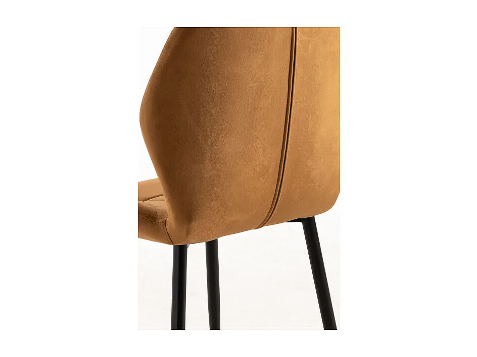 Silla Sesel Terciopelo Patas Negras - Marrón Claro