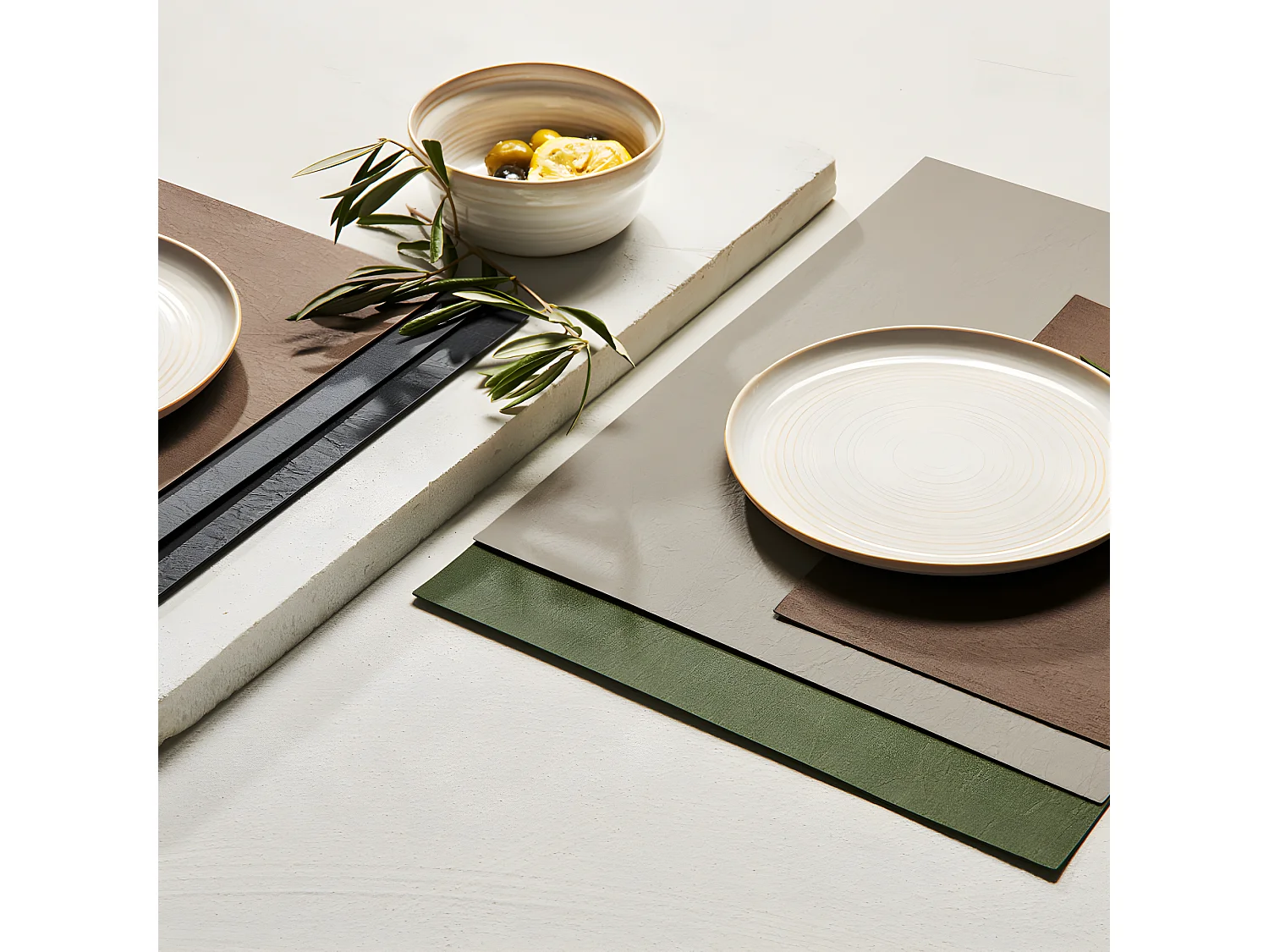 Mantel individual de 46x33cm en plástico verde