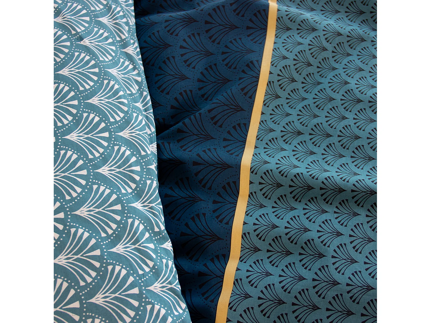 Parure de lit 240x220 cm collection JADE pur coton bleu 3 pièces