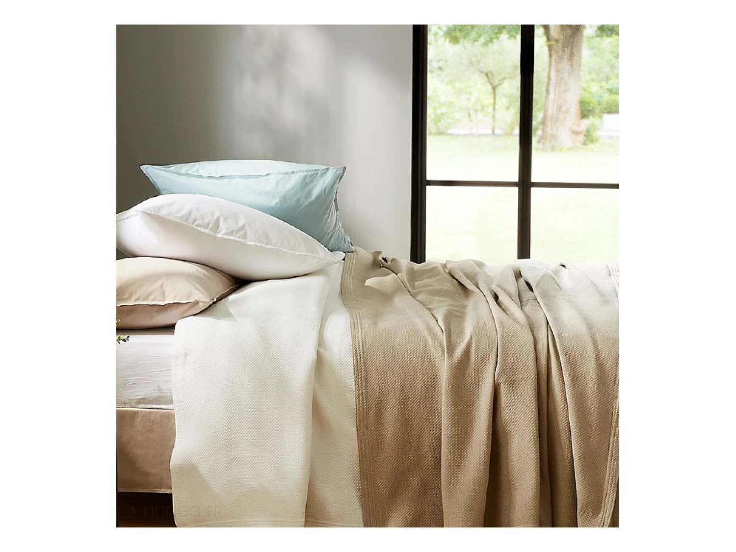 Dessus de lit Jacquard 230x250 cm PERIGORD piqué coton blanc