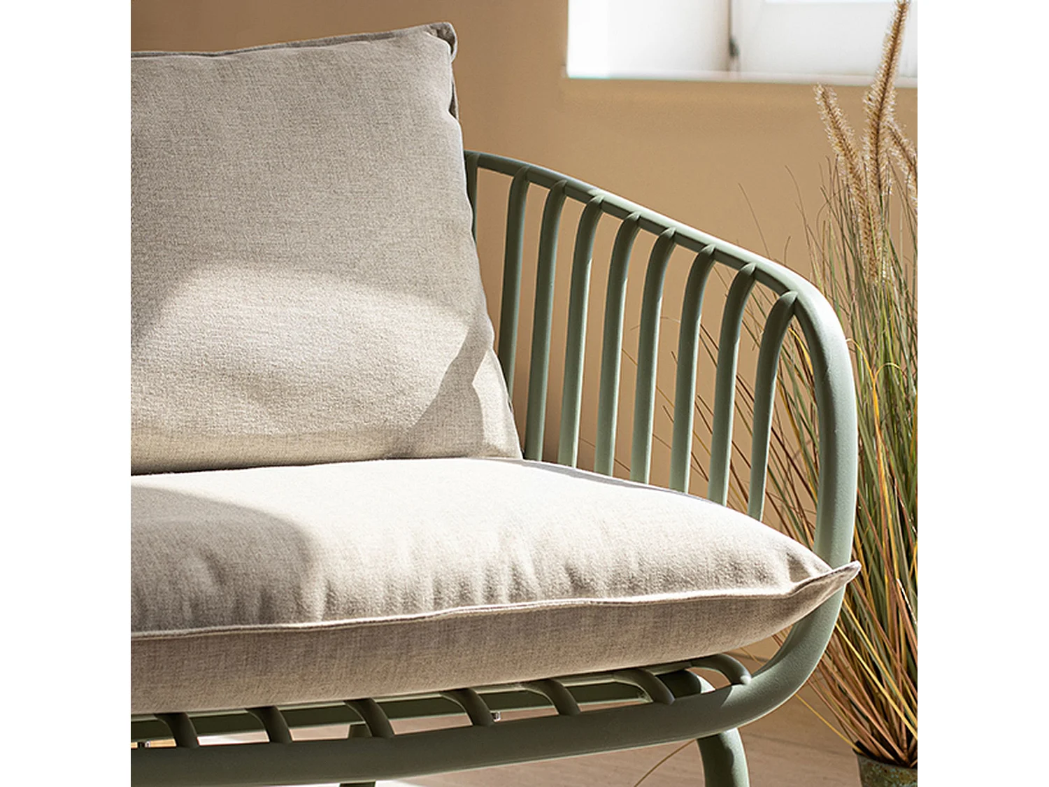 Now's Home - Salon De Jardin En Polypropylene Kaki 4 Places