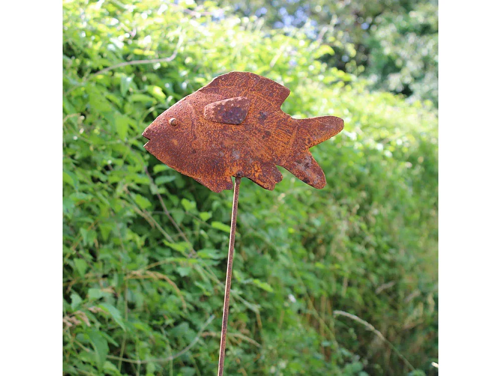 Poisson en fer forgé rouillé sur pic Ben