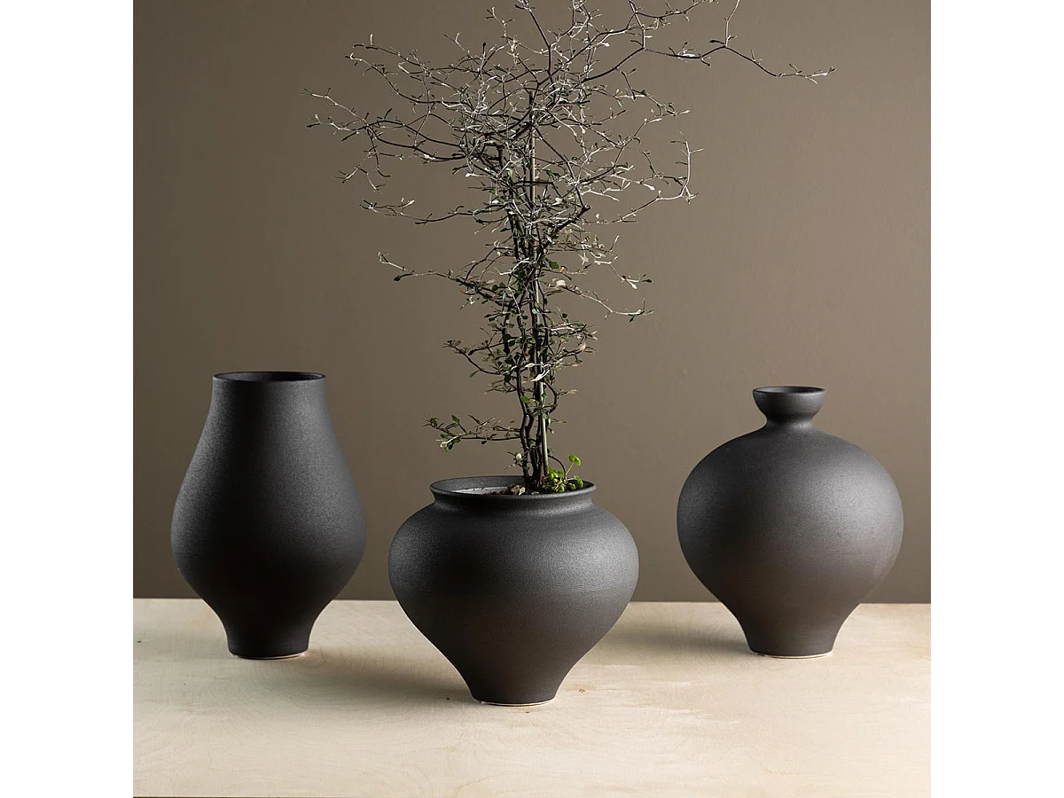 Rellis Vase schwarz.