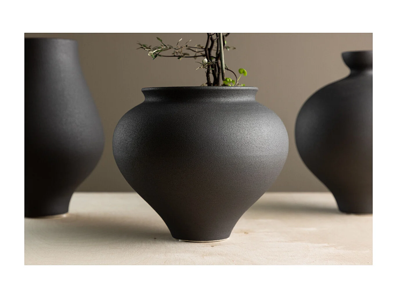 Rellis Vase schwarz.