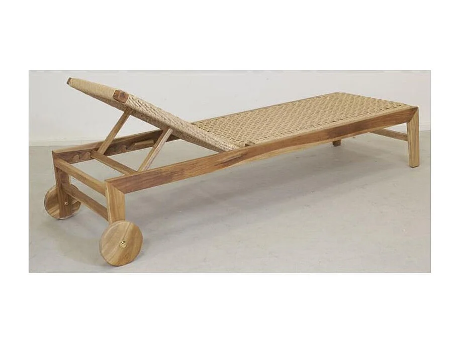 Chaise bain de soleil en teck et cannage synthétique BAIA Droit