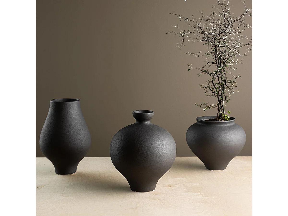 Rellis Vase schwarz.