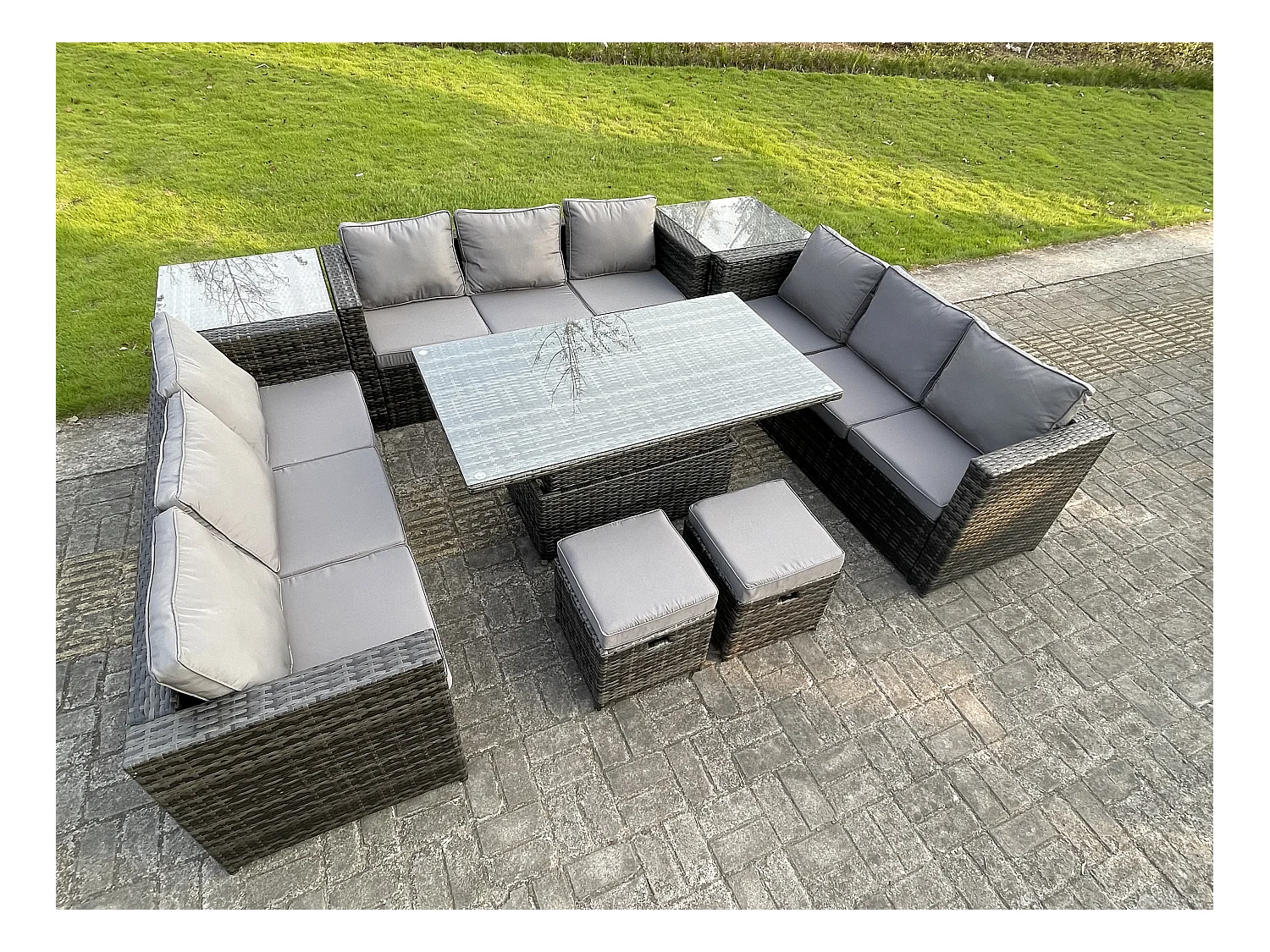 Rattan-Gartenmöbel-Set für den Außenbereich mit Sofa Einstellbare Höhe Esstisch 2 Hocker