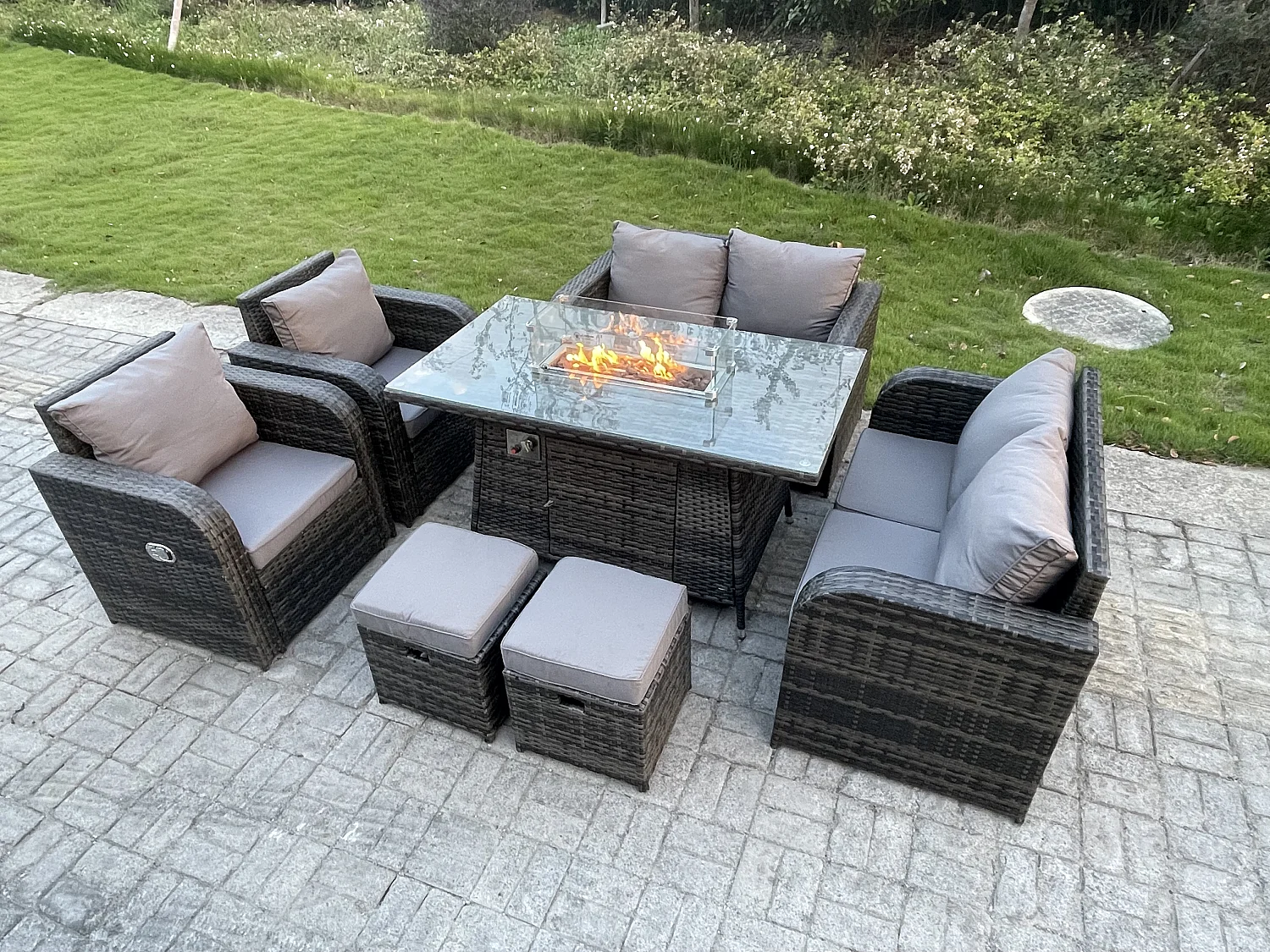 Mobilier À Dîner De Jardin en rotin ave 2 Canapé d'amour 2 Chaises inclinable Table de foyer à gaz 2 Tabourets Mélange gris foncé