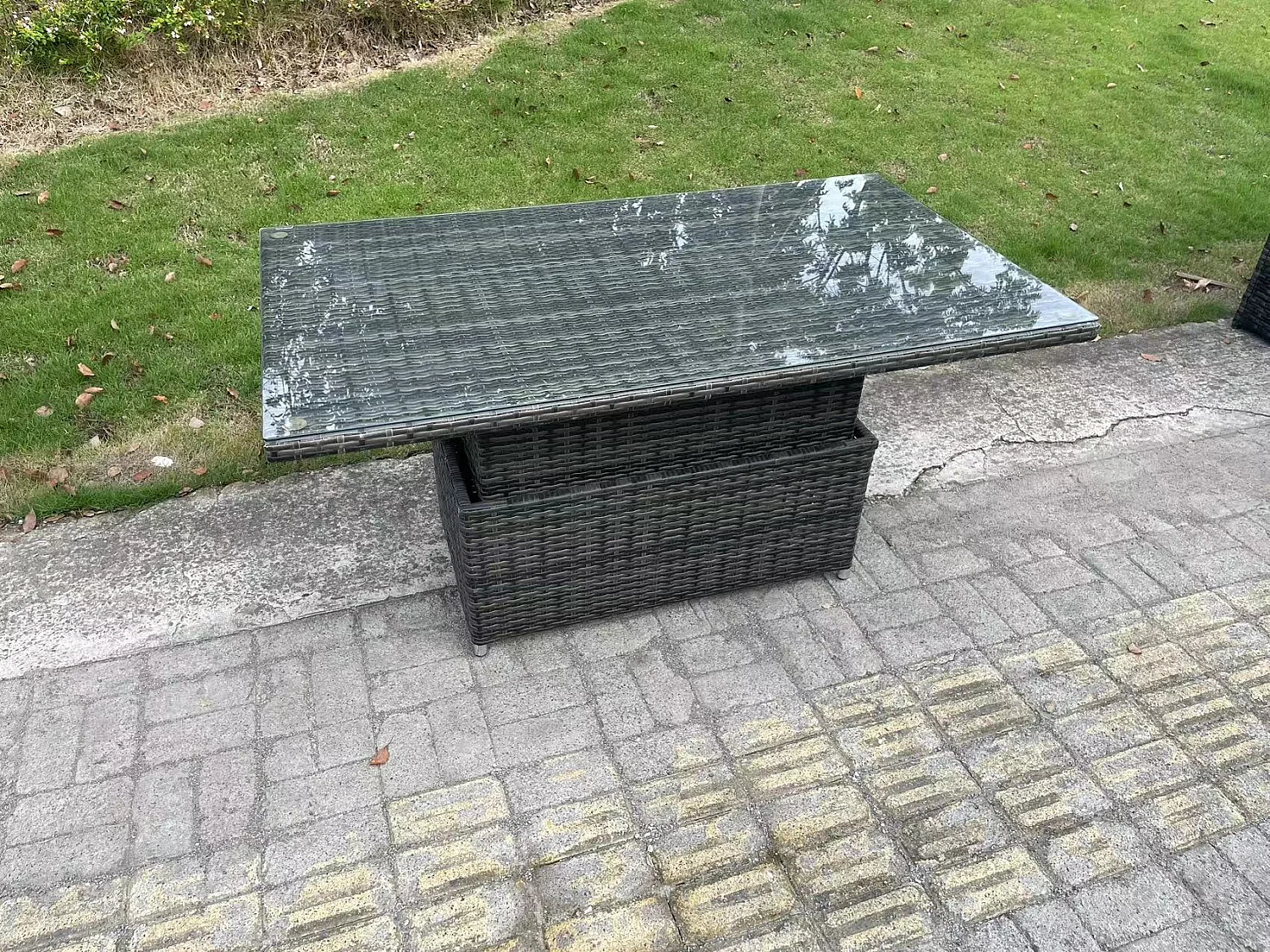 Ensemble de meubles de jardin en rotin ave Table à manger réglable en hauteur 3 canapé 2 Tabourets 2 Table d'appoint Mélange gris foncé