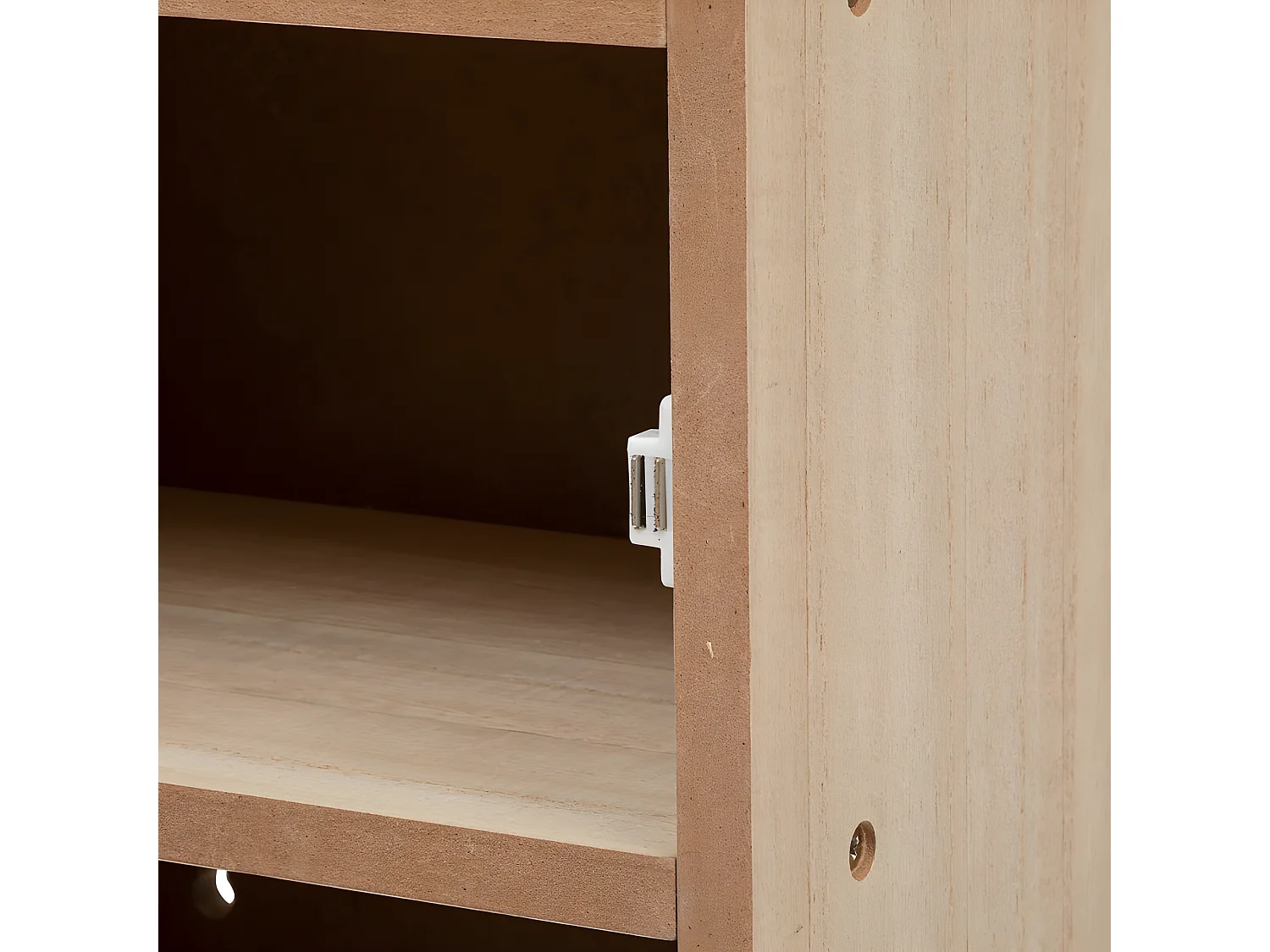 Caja con estantes MDF rojo 60x33x19cm