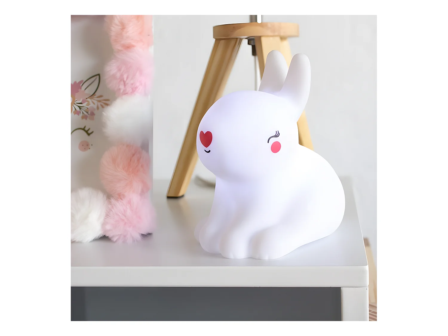 Lâmpada Led Coelhinho PVC branco 12x12,5x8cm