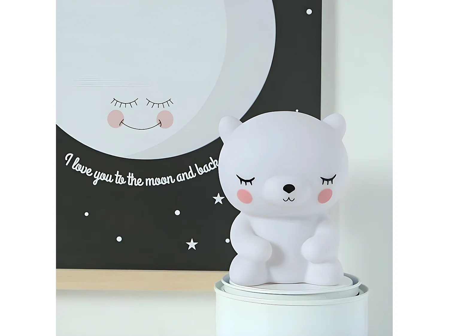 Lâmpada LED ursinho PVC branco 9x9,8x4cm