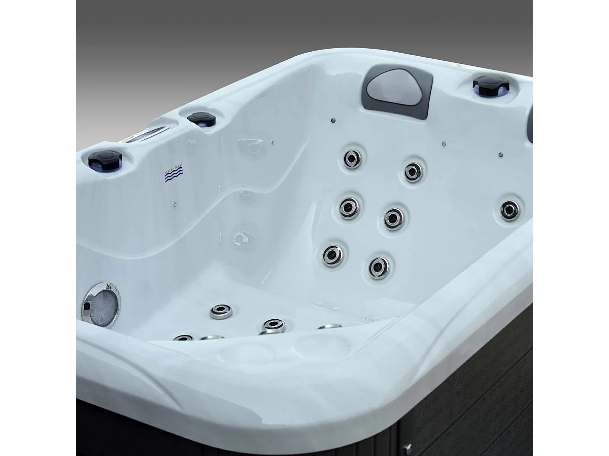 WATERCLIP Spa acrylique ARKOS 3 places - 22 Hydrojets - 720L - Ozonateur et couverture inclus - 200 x 125 x 72cm - Blanc