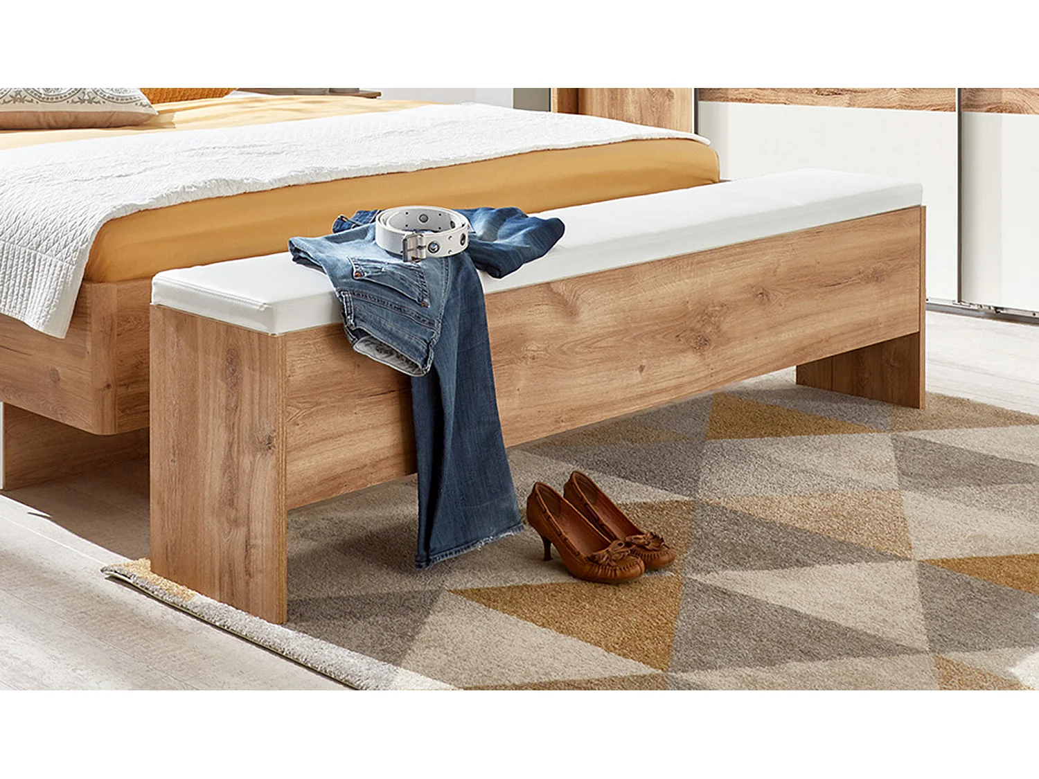 Banc bout de lit en panneaux de particules et polyuréthane, chêne/blanc - Dim : 185 x 48 x 33cm