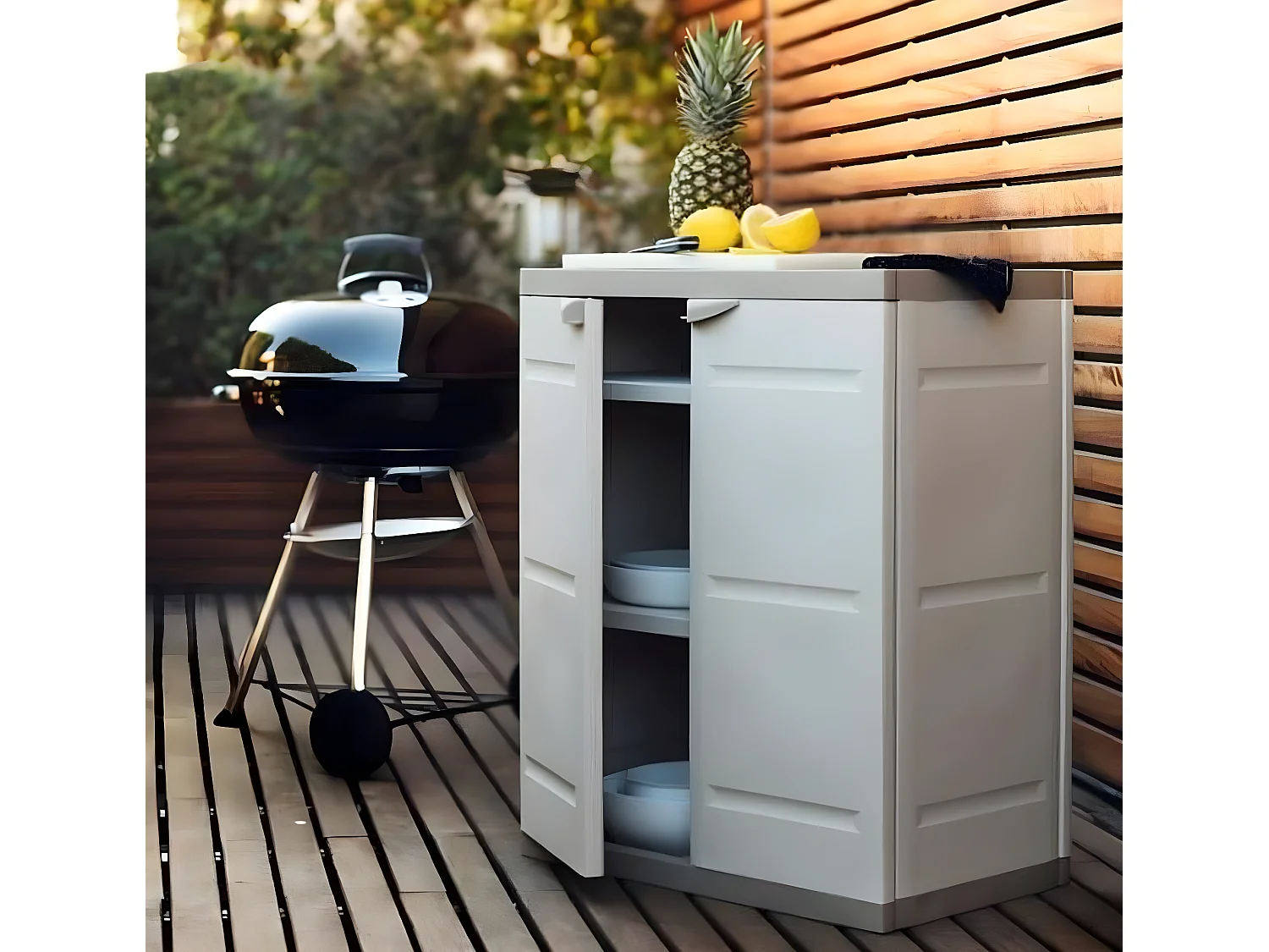 Armoire basse 2 portes intérieur/extérieur coloris beige - L. 70 x P. 44 x H. 88 cm