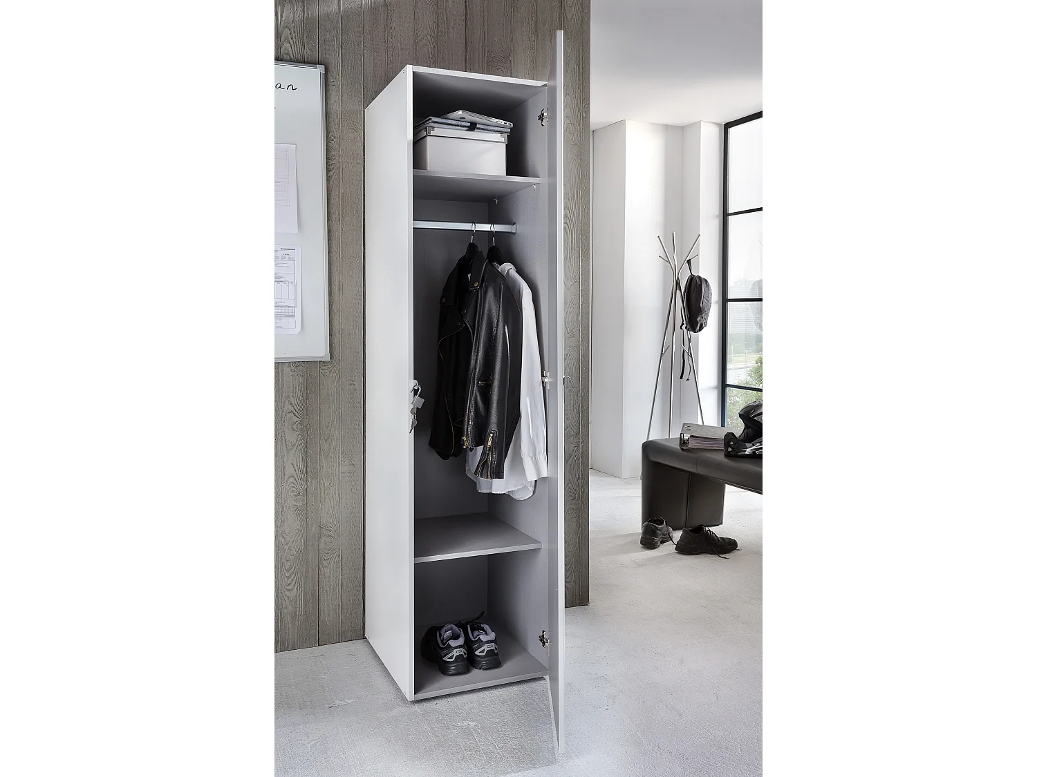 Armoire cadenassable avec 1 porte en bois mélamine coloris blanc - L. 45 x H. 185 x P. 54 cm